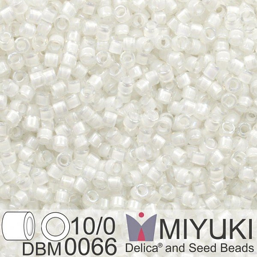 Korálky Miyuki Delica 10/0. Barva White Lined Crystal AB DBM0066. Balení 5g..