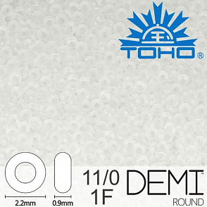 Korálky TOHO Demi Round 11/0. Barva 1F Transparent-Frosted Crystal . Balení 5g.