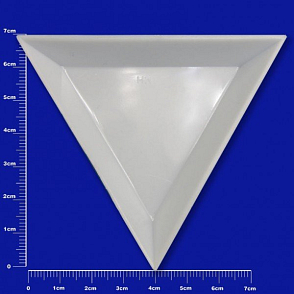 Organizér  na korálky, Tvar  trojúhelník. Velikost 70x70mm  Výška 10mm. . 