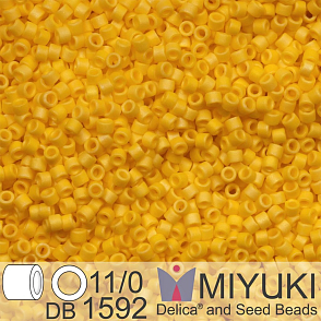 Korálky Miyuki Delica 11/0. Barva Matte Opaque Canary AB DB1592. Balení 5g.