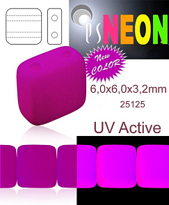 Korálky čtverec 2 otvory NEON (UV Active) velikost 6,0x6,0mm barva 25125 FIALOVÁ. Balení 20Ks. 