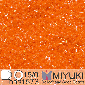 Korálky Miyuki Delica 15/0. Barva DBS 1573 Opaque Mandarin AB. Balení 2g.
