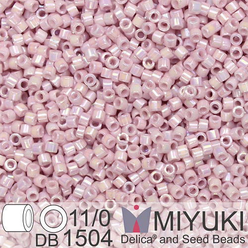Korálky Miyuki Delica 11/0. Barva  Opaque Pale Rose AB DB1504. Balení 5g.