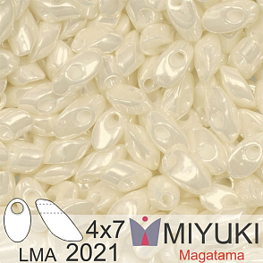 Korálky MIYUKI tvar Long MAGATAMA velikost 4x7mm. Barva LMA-2021 Matte Opaque Cream . Balení 5g. 