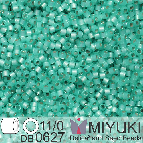 Korálky Miyuki Delica 11/0. Barva Dyed Aqua Green S/L Alabaster  DB0627. Balení 5g.