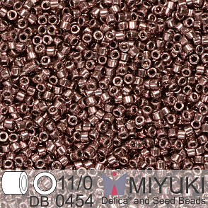 Korálky Miyuki Delica 11/0. Barva Galvanized Smoky Amethyst DB0454. Balení 5g