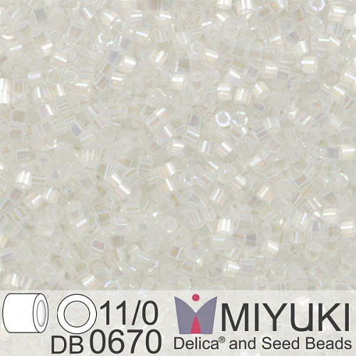 Korálky Miyuki Delica 11/0. Barva Crystal AB Silk Satin DB0670. Balení 5g.