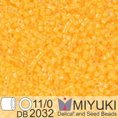 Korálky Miyuki Delica 11/0. Barva Luminous Sun Glow  DB2032. Balení 5g.
