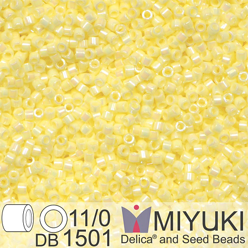 Korálky Miyuki Delica 11/0. Barva Opaque Pale Yellow AB DB1501. Balení 5g.
