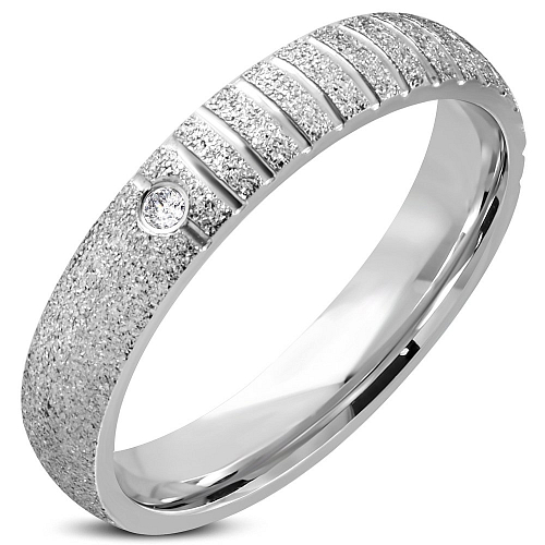Ocelový prsten RAH 076 s jiskřením a jednoduchým žebrováním o velikosti 8
