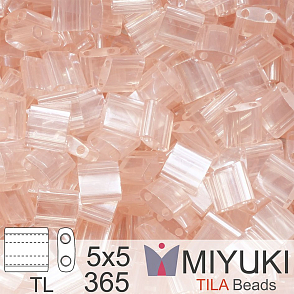 Korálky MIYUKI tvar TILA BEADS velikost 5x5mm. Barva TL 365 Light Shell Pink Luster. Balení 5g.