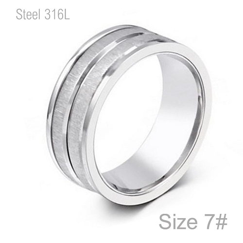 Prsten z chirurgické ocele P 235 jako jednoduchý prstýnek s linkami o velikosti 7