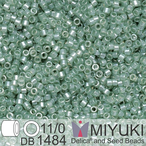 Korálky Miyuki Delica 11/0. Barva Transparent Light Moss Green Luster DB1484. Balení 5g