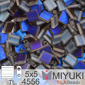 Korálky MIYUKI tvar TILA BEADS velikost 5x5mm. Barva Azuro Matte TL-4556. Balení 5g.