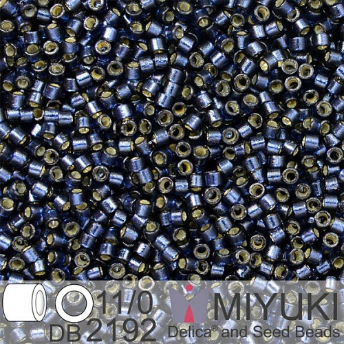 Korálky Miyuki Delica 11/0. Barva Duracoat S/L Dyed Montana  DB2192. Balení 5g.