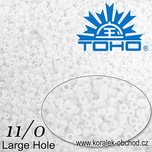 Korálky TOHO Takumi Large-Hole ROUND (kulaté). Velikost 11/0. Barva č.141F Ceylon Frosted Snowflake. Balení 8g.