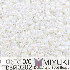 Korálky Miyuki Delica 10/0. Barva White Pearl AB DBM0202. Balení 5g.