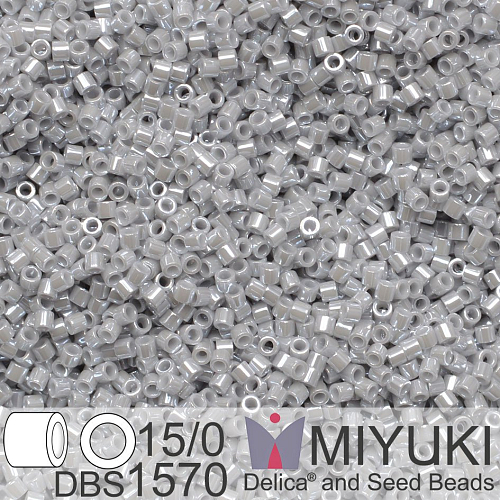 Korálky Miyuki Delica 15/0. Barva DBS 1570 Opaque Ghost Gray Luster. Balení 2g.