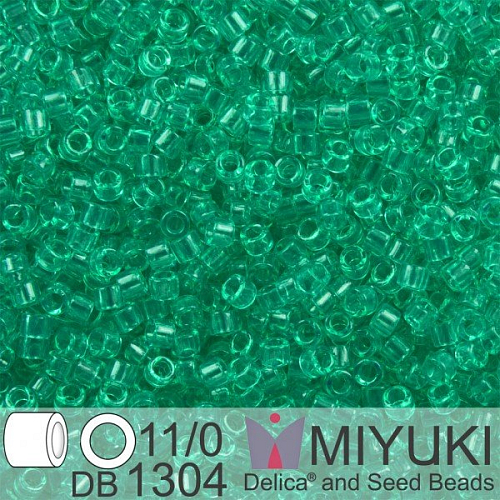 Korálky Miyuki Delica 11/0. Barva Dyed Tr Dk Mint Green DB1304. Balení 5g.