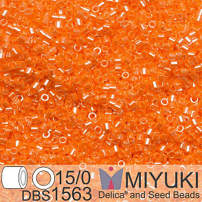 Korálky Miyuki Delica 15/0. Barva DBS 1563 Opaque Mandarin Luster. Balení 2g.