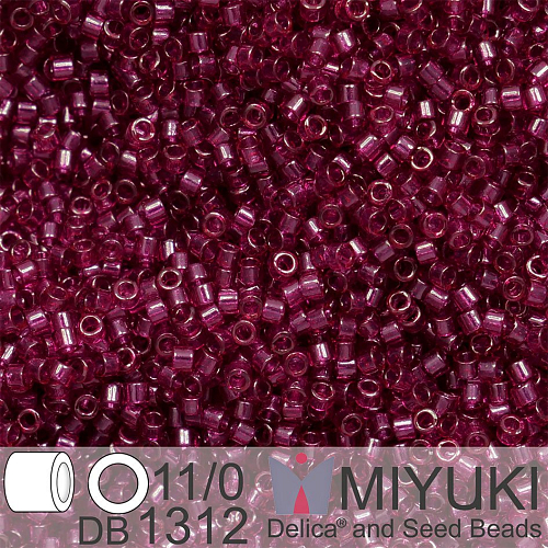Korálky Miyuki Delica 11/0. Barva Dyed Tr Wine DB1312. Balení 5g.