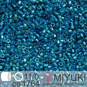 Korálky Miyuki Delica 11/0. Barva Emerald Lined Aqua AB DB1764. Balení 5g