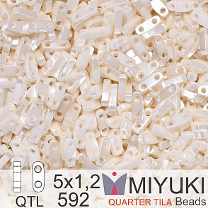 Korálky Miyuki QuarterTila. Barva Antique Ivory Pearl Ceylon QTL 592 Balení 3g