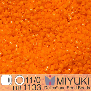 Korálky Miyuki Delica 11/0. Barva Opaque Mandarin DB1133. Balení 5g
