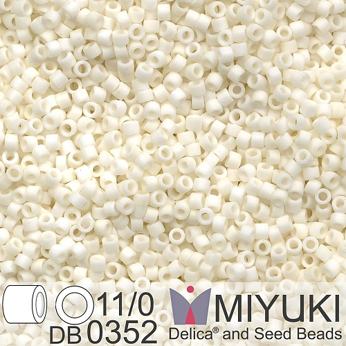 Korálky Miyuki Delica 11/0. Barva Matte Opaque Cream DB0352. Balení 5g.