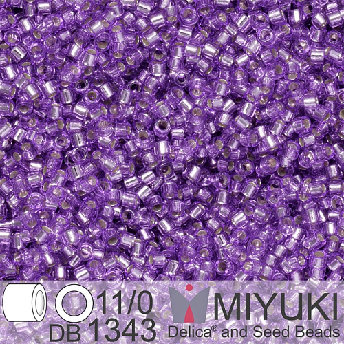 Korálky Miyuki Delica 11/0. Barva Dyed Silverlined Lilac DB1343. Balení 5g.