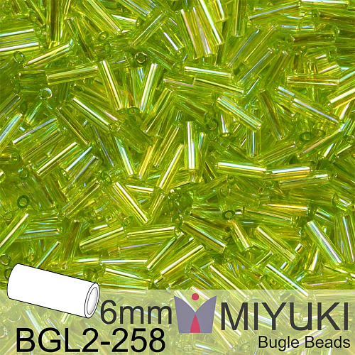 Korálky Miyuki Bugle Bead 6mm. Barva BGL2-258 Transparent Chartreuse AB. Balení 10g.