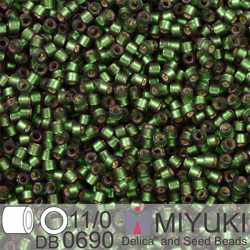 Korálky Miyuki Delica 11/0. Barva Dyed SF S/L Leaf Green DB0690. Balení 5g.