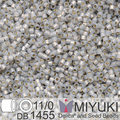 Korálky Miyuki Delica 11/0. Barva Silverlined Light Smoke Opal DB1455. Balení 5g