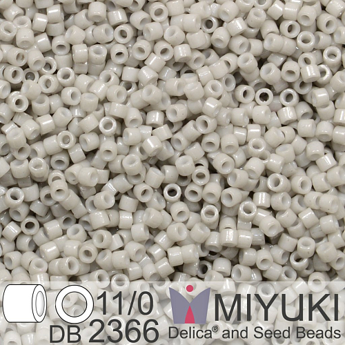 Korálky Miyuki Delica 11/0. Barva Duracoat Opaque Dyed Mist Gray DB2366. Balení 5g